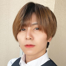 大塚玲プロフィール画像